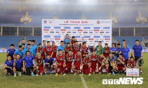 Báo châu Á: Thái Lan vắng trụ cột, Việt Nam sáng cửa vô địch AFF Cup