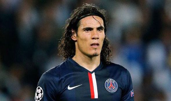 Edison Cavani dù là tiền đạo được xếp vào danh sách hàng đầu thế giới nhưng tại PSG anh chỉ là chân sút số 2 sau Zlatan Ibrahimovic. Với việc Angel di Maria ngày càng chơi hay trong màu áo PSG, vị thế của tiền đạo người Uruguay ngày càng bị đe dọa.