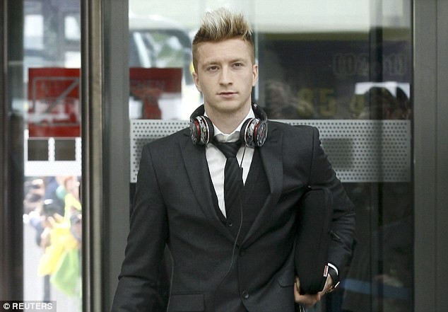 Marco Reus không chỉ là soái ca bóng đá ở Đức mà còn trên toàn thế giới. Sở hữu vẻ đẹp trai khá công tử, cầu thủ của Dortmund khiến nhiều trái tim của chị em phụ nữ bị chinh phục.