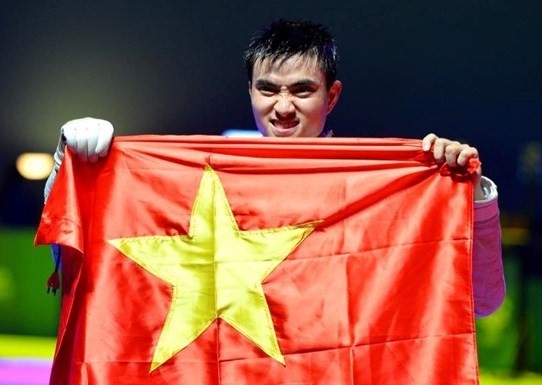 Theo thông tin từ đoàn TTVN tham dự  Olympic Rio 2016, trọng trách cao cả - cầm cờ Tổ quốc trong kỳ thế vận hội mùa hè này sẽ được trao cho VĐV đấu kiếm Vũ Thành An. Anh chàng này sẽ là người dẫn đầu đoàn Thể thao, đại diện cho quốc gia tiến vào sân vận động Maracana có sức chứa lên đến hàng vạn người.