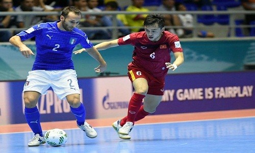 Tuyển thủ Futsal Việt Nam giã từ sự nghiệp sau khi về nước