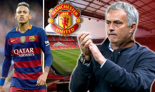 Neymar bất ngờ ‘thả thính’ Mourinho: Tiền đạo người Brazil vừa có phát biểu khiến nhiều cổ động viên bất ngờ. Neymar khẳng định rất muốn thử sức tại Premier League và đặc biệt hơn để ngỏ khả năng gia nhập MU của Mourinho.