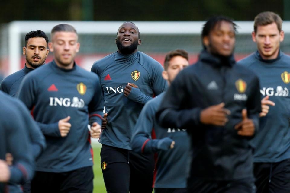 Mourinho phát điên vì Lukaku: Theo thông tin  chuyển nhượng bóng đá mới nhất được phát đi từ đại bản doanh từ ĐT Bỉ, HLV tuyển Bỉ - Roberto Martinez định xếp Lukaku ra sân thi đấu vào đêm này trước đối thủ Đảo Síp, Mourinho sẽ không vui khi thấy cậu học trò xung trận, trong bối cảnh vừa mất Fellaini vì chấn thương và cuối tuần này M.U sẽ có chuyến làm khách quan trọng gặp Liverpool. Ảnh: Goal