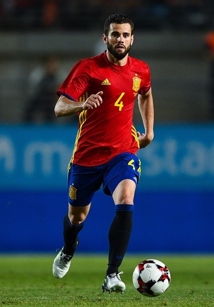 Nacho Fernandez là cầu thủ khá đa năng của CLB Real Madrid và ĐT Tây Ban Nha tại mùa World Cup 2018. Anh chàng này có thể thi đấu tốt từ trung vệ, hậu vệ cánh cho đến tiền vệ mỏ neo.