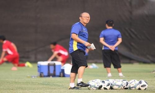 Danh sách U23 Việt Nam đi AFF Cup: Canh bạc khó của thầy Park 