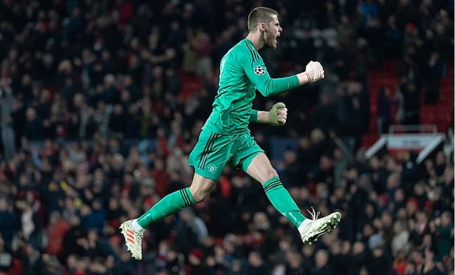  Chuyển nhượng bóng đá mới nhất từ The Sun, David de Gea đã đồng ý ngồi xuống đàm phán với MU hợp đồng mới nhưng mức lương được đưa ra khiến nhiều người giật mình.