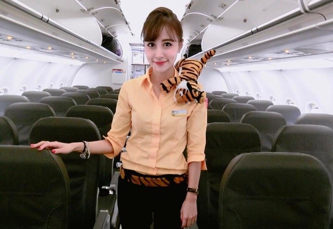 Rita Kao là  nữ tiếp viên hàng không Đài Loan nổi tiếng trên MXH. Nhiều trang báo từ Malaysia, Nhật Bản, Hồng Kông gọi cô là "mỹ nhân ngàn năm có 1" nhờ ngoại hình xinh đẹp.