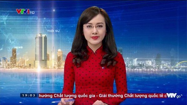 Mới đây, một người đồng nghiệp bất ngờ đăng status chia tay  BTV Hoài Anh. Người này tiết lộ nữ BTV sẽ dừng công việc dẫn bản tin Thời sự 19h của VTV.