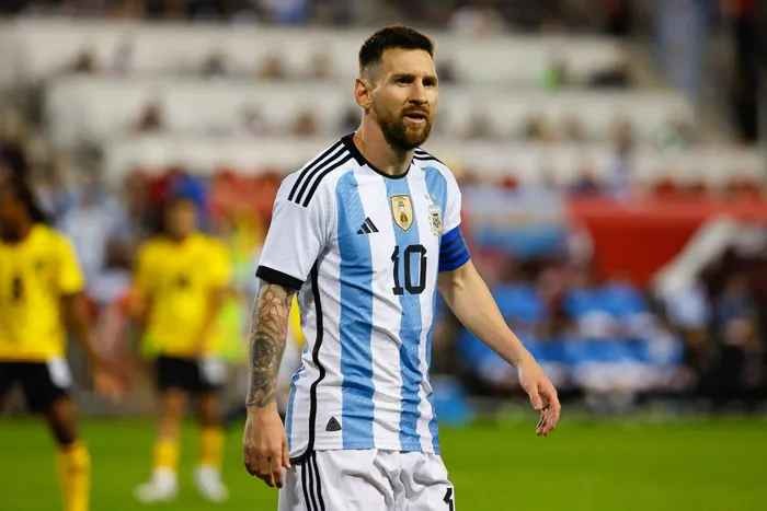 Lionel Messi bước vào  World Cup 2022 với phong độ cao. Nhiều tờ báo cũng chọn Argentina là ứng cử viên hàng đầu cho chức vô địch.