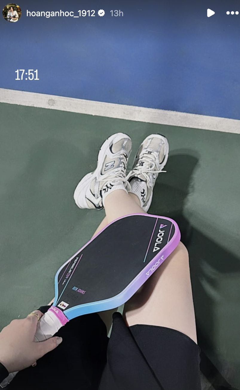 Đây cũng là lần đầu tiên Hoàng Anh Ốc khoe ảnh chơi kể từ khi pickleball hot rần rần trên mạng xã hội.