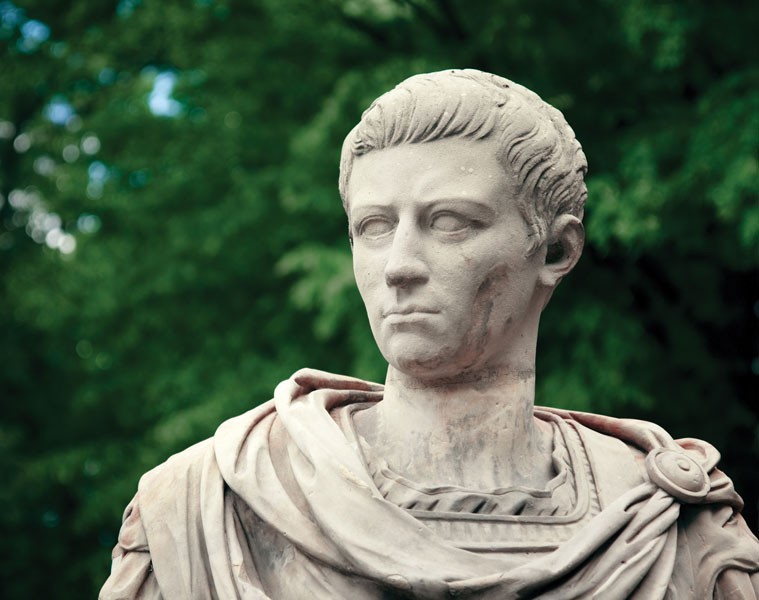 Gaius Caesar Germanicus là tên gọi đầy đủ của  hoàng đế La Mã Caligula. Ông trị vì đất nước từ năm 37 - 41 sau Công nguyên.