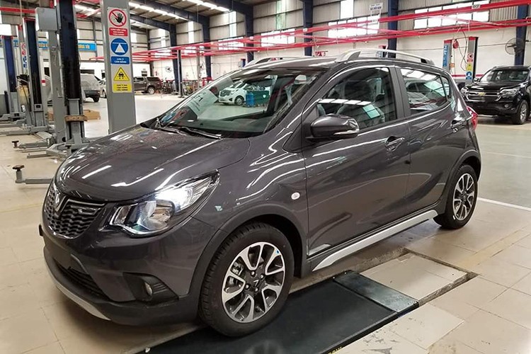 Đây là mẫu xe lấy nền tảng của Chevrolet Spark và thiết kế lấy từ mẫu xe Opel Karl Rock tại thị trường châu Âu.