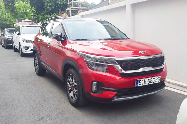 Chủ nhân chiếc  Kia Seltos 2020 mới phiên bản 1.4L Turbo Premium đã có “bàn tay vàng” khi bốc biển số 51H – 686.86 mang ý nghĩa đẹp trong phong thuỷ, khi số “86” được dân chơi dịch ra là “Phát Lộc”.