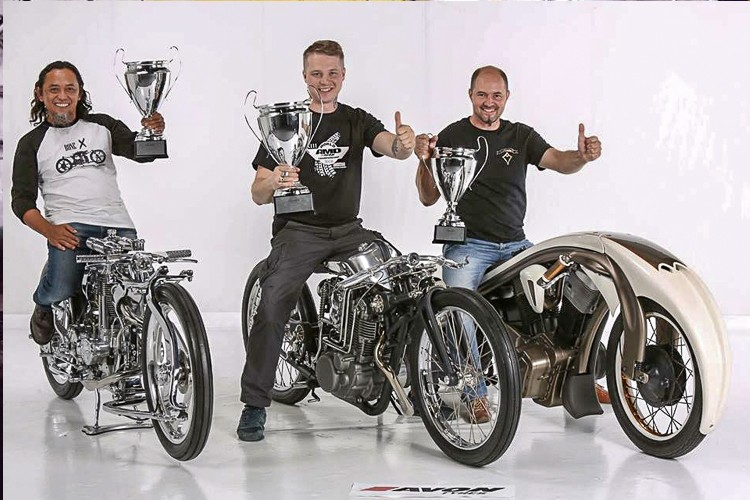 Trong ảnh là 3 mẫu  môtô độ phong cách Free Style độc lạ và dành giải cao nhất tại cuộc thi AMD World Championship of Custom Bike Building.