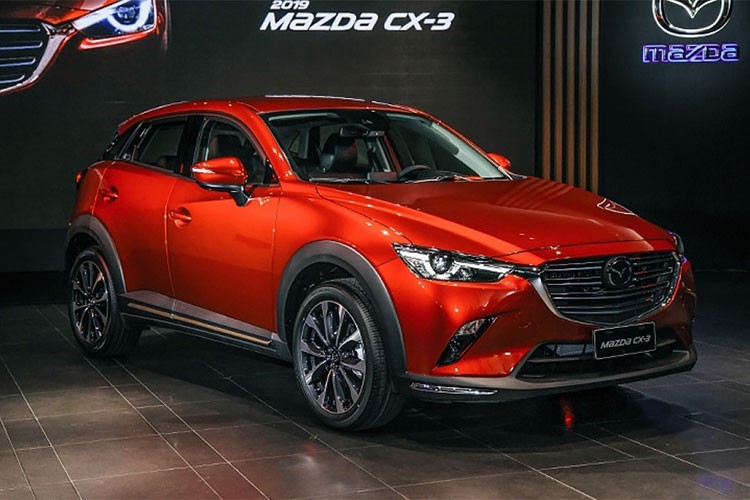 Bản nâng cấp của mẫu  xe Mazda CX-3 2018 vừa ra mắt tại thị trường Đông Nam Á, cụ thể là tại Malaysia. Chiếc crossover cỡ nhỏ có giá ước tính là 121.134 RM chưa bao gồm phí bảo hiểm (tương đương 689 triệu đồng). Các đơn đặt hàng đầu tiên cho CX-3 facelift 2018 đã được nhận.