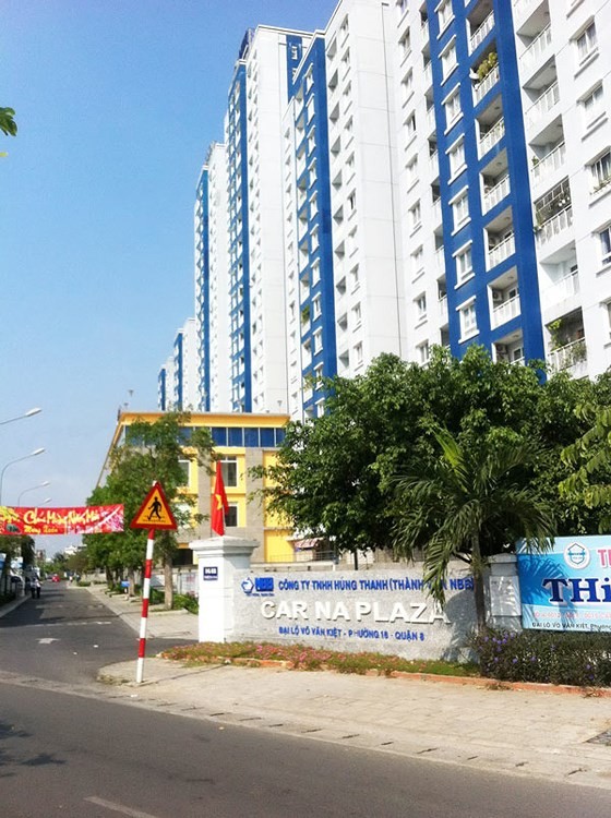  Carina Plaza là chung cư cao cấp ở đường Võ Văn Kiệt (phường 16, quận 8, TP HCM) do Công ty TNHH Hùng Thanh làm chủ đầu tư. Ảnh: Sggp.