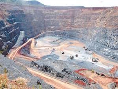 Tháng trước, hơn 20 thợ mỏ cũng đã tử vong trong khi đang làm việc tại mỏ vàng AngloGold Ashanti này.