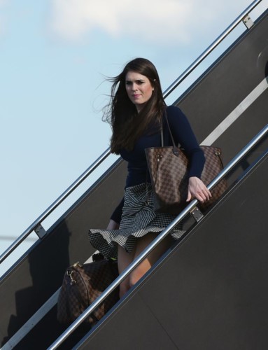 Hope Hicks, 28 tuổi được Tổng thống Mỹ Donald Trump chính thức bổ nhiệm sau một thời gian tạm nắm giữ vị trí này. Ảnh: AFP/Getty.