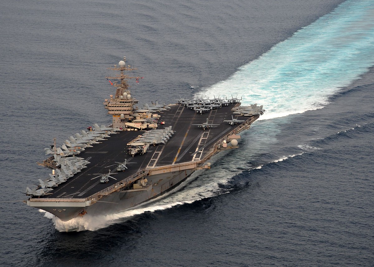 Theo thông tin từ Người Phát ngôn Bộ Ngoại giao Việt Nam, chuyến thăm Đà Nẵng của  tàu sân bay USS Theodore Roosevelt kéo dài từ ngày 5 tới ngày 9/3 vừa rồi đã kết thúc tốt đẹp. Nguồn ảnh: USNavy.