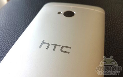 HTC ngày càng sa sút vì giám đốc “bán mình”? Đánh cắp công nghệ để thành lập công ty mới, ba giám đốc HTC đã bị bắt giữ. Vụ việc khiến doanh thu lẫn giá cổ phiếu công ty sụt thảm hại.