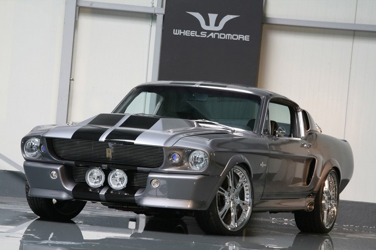  Chiếc Ford Mustang Shelby GT 500 Eleanor này chính là bạn đồng hành của diễn viên Nicolas Cage trong bộ phim điện ảnh nổi tiếng Gone In 60 Seconds năm 2000.