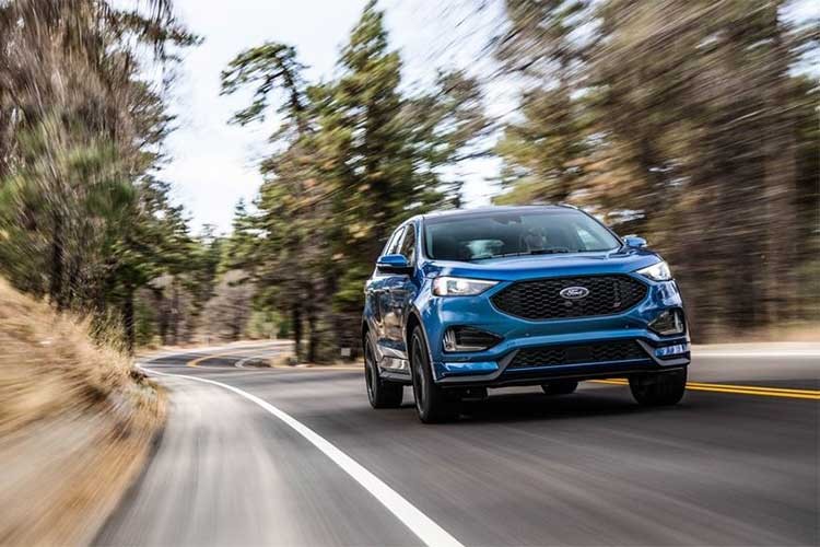 Mẫu  xe Ford Edge 2019 hiện đang là mẫu crossover lớn nhất của thương hiệu xe hơi Mỹ được bán ra tại châu Âu, và cũng khá được khách hàng ưa chuộng tại thị trường Mỹ. Theo trang tin Autocar, phiên bản nâng cấp lớn giữa vòng đời mới của dòng xe này mới đây đã được hé lộ ngay trước thềm triển lãm Detroit Auto Show 2018 sắp tới.