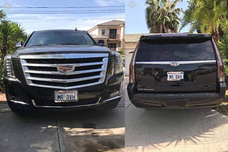 Vào hôm 9/5 vừa qua, nam ca sỹ Đàm Vĩnh Hưng đã bất ngờ đăng hình ảnh chiếc SUV hạng sang Cadillac Escalade màu đen mới tậu của mình. Chiếc  xe sang Cadillac Escalade này thuộc đời mới và đặc biệt mang biển số "MR DVH" theo đúng tên của anh chàng ca sỹ Đàm Vĩnh Hưng.