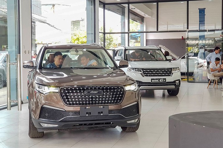 Được biết, Max Motor nhà phân phối chính thức hai thương hiệu ôtô Trung Quốc là  Zotye và BAIC tại Việt Nam. Đây được xem là ai thương hiẹu xe ôtô có thiết kế mang phong cách sang trọng, khá giống với các mẫu xe nổi tiếng thế giới được nhièu người tiêu dùng hiện nay ưa chuộng như; Audi, Maseratti, Porsche và đặc biệt là Range Rover...