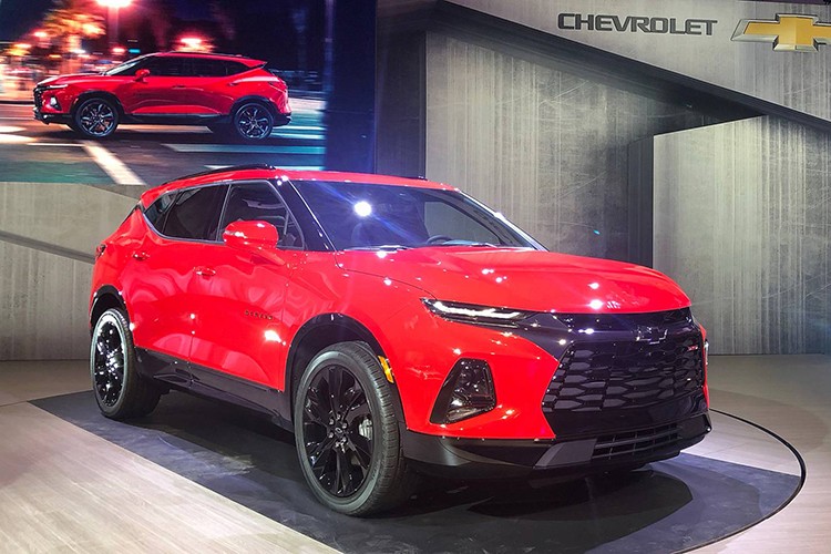 Hiện tại GM Thái Lan bán tổng cộng 3 dòng xe gồm: mẫu xe SUV Chevrolet Blazer Trailblazer, bán tải Colorado và Captival. Mẫu SUV  Chevrolet Blazer 2019 mới dự kiến sẽ thay thế vị trí của Captiva tại Thái đang có doanh số bán ra giảm dần theo từng năm.