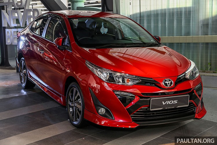 Toyota vừa qua đã chính thức vén màn phiên bản mới của dòng sedan cỡ B Vios tại thị trường Malaysia. Qua những hình ảnh do giới truyền thông Malaysia tung ra, có thể thấy mẫu  xe Toyota Vios 2019 ở thị trường này sở hữu thiết kế khác biệt một chút so với xe đang bán ra tại Việt Nam.