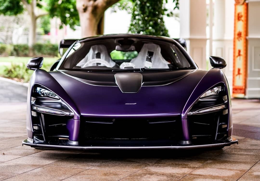 Sau khoảng 2 tháng đón nhận chiếc  siêu xe McLaren Senna đầu tiên, giới nhà giàu tại Hồng Kông lại khiến giới mê xe châu Á phát sốt khi tậu tiếp chiếc McLaren Senna thứ 2. Như vậy, 2 trong số 500 chiếc siêu xe McLaren Senna được sản xuất trên toàn thế giới đã cập bến Hương Cảng.