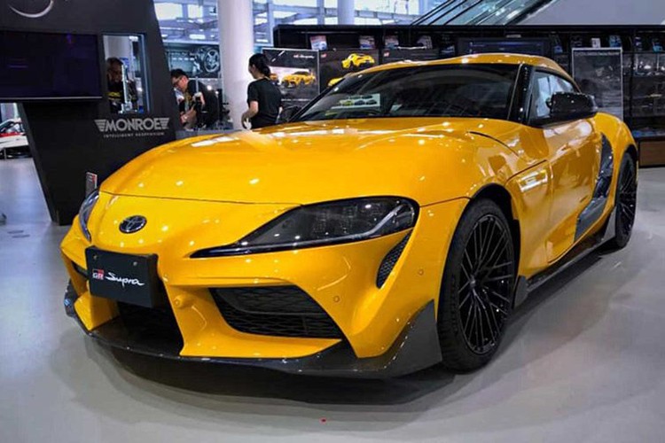 Mẫu xe coupe thể thao  Toyota Supra 2020 mới được xem là sự kết hợp giữa hãng Toyota và BMW, giúp nó có ngoại hình thể thao và mạnh mẽ hơn so với trước đây. Mới đây, nó đã trở nên hung dữ hơn một chút so với nguyên bản khi qua tay hãng độ TRD của Toyota Nhật Bản.