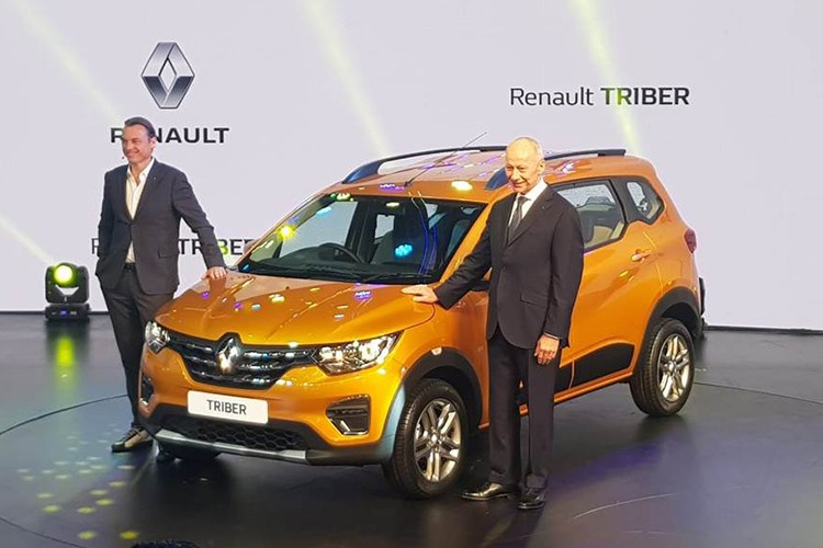 Hãng Renault đã chính thức vén màn mẫu xe 7 chỗ hoàn toàn mới mang tên Triber tại Ấn Độ. Tuy Renault Triber 2019 mới được xem là MPV cỡ nhỏ với nội thất 7 chỗ nhưng lại được gọi là "xe hatchback cao cấp".