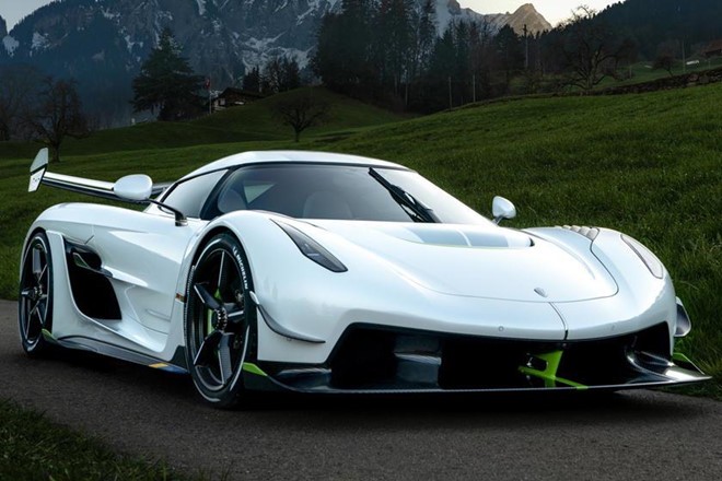 Koenigsegg Jesko là siêu xe giới hạn chỉ sản xuất 125 chiếc. Là bản nâng cấp của Agera R, Jesko là  siêu xe mạnh nhất của Koenigsegg chạy trên đường phố.