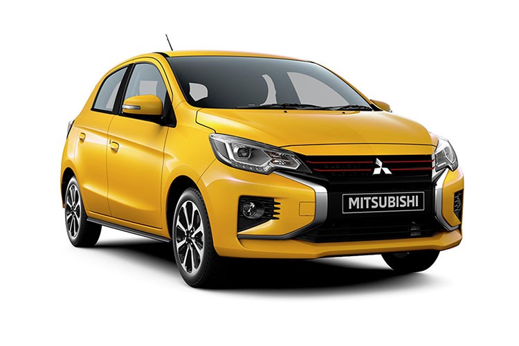 Đúng như những hình ảnh úp mở từ trước,  Mitsubishi Mirage 2020 mới được áp dụng ngôn ngữ thiết kế Dynamic Shield tương tự những người anh em như Xpander, Eclipse Cross, Triton và Pajero Sport. Điều này được thể hiện rõ nhất thông qua thiết kế đầu xe của mẫu xe hatchback này.