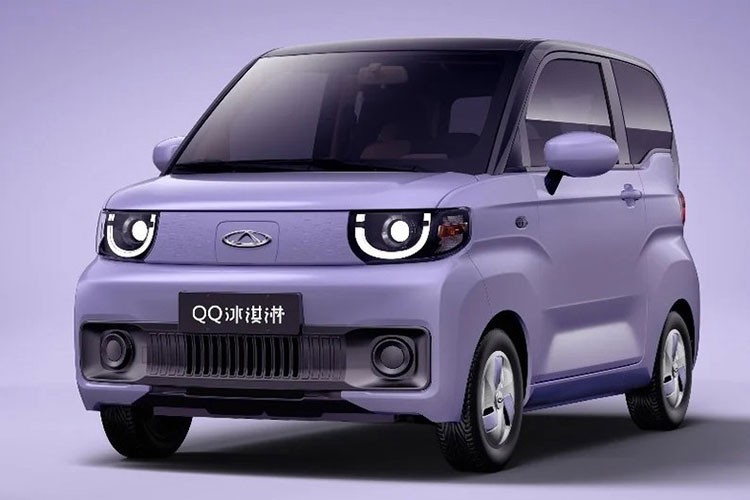 Thành công của mẫu ôtô điện siêu rẻ Wuling Hongguang Mini EV tại thị trường Trung Quốc đã khiến những hãng xe đối thủ "đứng ngồi không yên". Để cạnh tranh với Wuling Hongguang Mini EV, hãng Chery của Trung Quốc cũng nhanh chóng tung ra mẫu xe mới mang tên  Chery QQ Ice Cream 2021 mới.