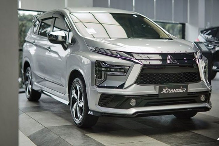  Mitsubishi Xpander 2022 mới là phiên bản nâng cấp facelift đã ra mắt lần đầu đầu tại Indonesia vào tháng 11 năm ngoái. Xpander 2022 được cho rằng sẽ sớm có mặt tại Việt Nam, xe tiếp tục được lắp ráp trong nước.