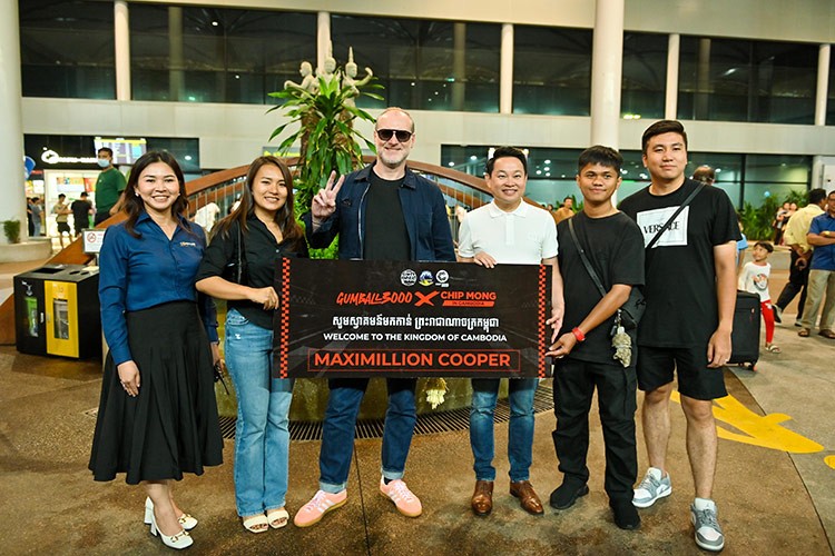 Chỉ còn 1 tháng nữa là  hành trình siêu xe Gumball 3000 2024 sẽ chính thức diễn ra, hiện tại, các công tác tổ chức cũng như vận chuyển xe về địa điểm tập kết cho việc xuất phát trong ngày 14/9/2024 từ Việt Nam, đang được đẩy nhanh tiến độ.