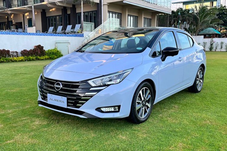 Một tư vấn bán hàng tại đại lý Nissan khu vực phía Bắc tiết lộ rằng  Nissan Almera 2024 mới sẽ ra mắt vào cuối tháng 11 này. Đại lý đã bắt đầu nhận đặt cọc trước cho phiên bản nâng cấp này. Tuy nhiên, phía Nissan vẫn chưa công bố thông tin chính thức.