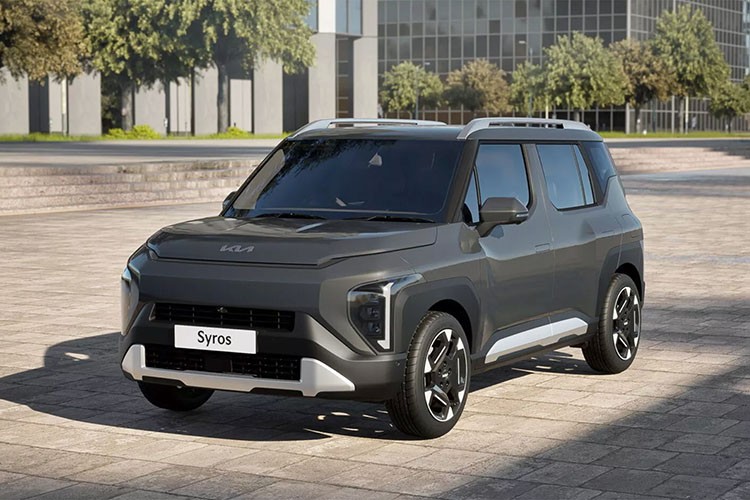  Kia Syros 2025 mới là mẫu SUV hạng A lần đầu tiên trình làng ở thị trường Ấn Độ vào hồi tháng 12/2024. Đến nay, hãng Kia mới công bố giá bán chính thức của mẫu xe này ở Ấn Độ. Theo đó, tại thị trường này, mức giá xe Kia Syros 2025 cho tổng cộng 6 phiên bản và giá bán từ 900.000 - 1.780.000 Rupee (khoảng 260 - 514 triệu đồng).