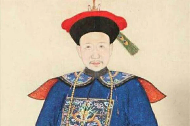 Đại tham quan  Hòa Thân (1750 - 1799) là viên quan nổi tiếng sống vào thời nhà Thanh. Được hoàng đế Càn Long tin tưởng, trọng dụng, Hòa Thân từng bước trở thành đại thần nắm trong tay quyền lực lớn.