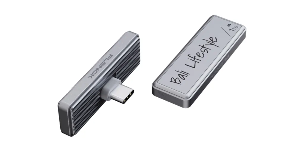 Planck SSD là  ổ SSD di động nhỏ nhất thế giới, có kích thước chỉ bằng một gang tay. (Ảnh: 9to5Mac)