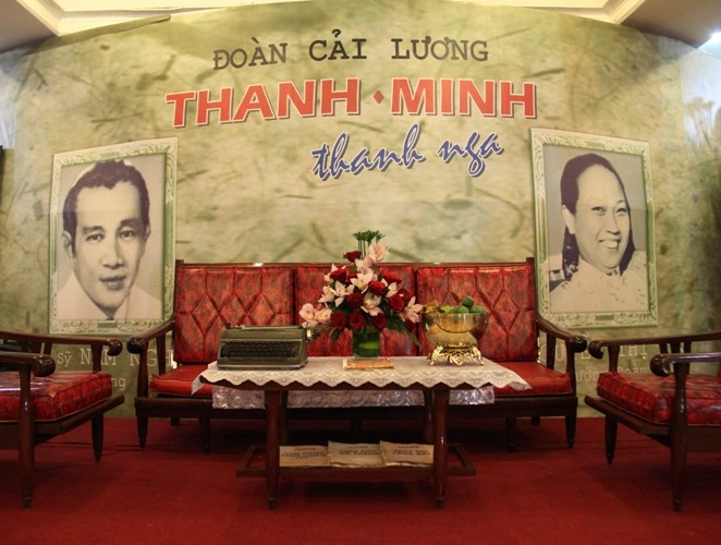 Kỷ niệm 64 năm thành lập đoàn cải lương Thanh Minh Thanh Nga, đoàn hát gắn liền với tên tuổi của cố Nghệ sĩ ưu tú Thanh Nga, người em của cố nghệ sĩ này là NSƯT Bảo Quốc cùng người cháu, NSƯT Hữu Châu đã phục dựng 2 vở tuồng lừng danh mà Thanh Nga từng thủ vai chính là "Bên cầu dệt lụa và Tiếng trống Mê Linh". Hai vở diễn ra tại nhà hát Bến Thành, TP HCM trong các đêm 1,2 và 8,9 tháng 3/2014.