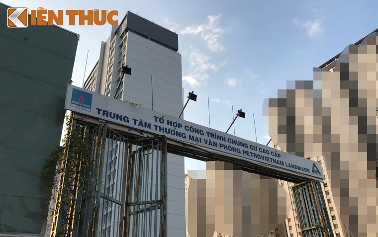 Chi cục thi hành án dân sự quận 2, TP HCM vừa có Quyết định số 66/QĐ về việc “tạm dừng đăng ký, chuyển quyền sở hữu, sử dụng, thay đổi hiện trạng tài sản đối với Công ty cổ phần BĐS xây lắp dầu khí Việt Nam (PVC Land) tại dự án cao ốc - thương mại - dịch vụ  PetroVietnam Landmark ở tiểu khu số 7, khu đô thị phát triển An Phú, quận 2”.