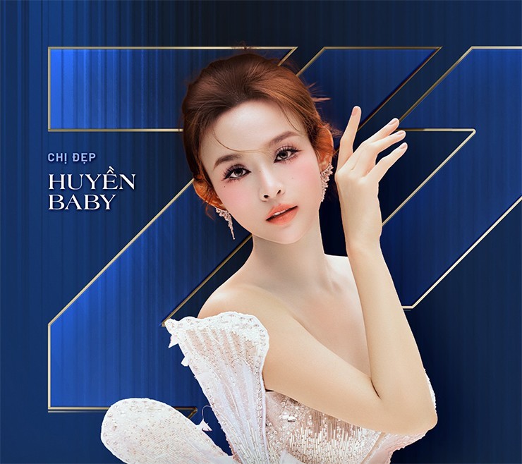 Mới đây, hình ảnh  cựu hot girl Huyền Baby tham gia chương trình Chị Đẹp Đạp Gió Rẽ Sóng được nhiều người quan tâm. Bởi lẽ, đây là lần đầu tiên cô tái xuất showbiz sau khi lấy chồng đại gia và chăm sóc con cái.