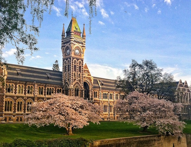  Đại học Otago là 1 trường công lập, tọa lạc tại Dunedin , Otago , New Zealand.