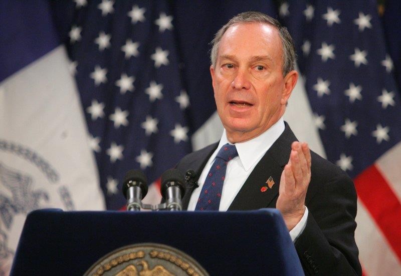 Michael Bloomberg là tỷ phú truyền thông người Mỹ, ông chủ tập đoàn Bloomberg LP, và cựu thị trưởng thành phố New York. Hiện ông được Forbes xếp là người giàu thứ 9 hành tinh với tổng giá trị tài sản lên đến 54,7 tỷ USD. Ảnh: Reuters.