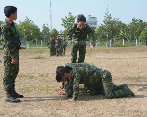 Để hoàn thành tốt nhiệm vụ, mỗi cán bộ, chiến sĩ  trinh sát Việt Nam phải có sức khỏe tốt, lòng gan dạ và ý chí rèn luyện thật nghiêm túc.