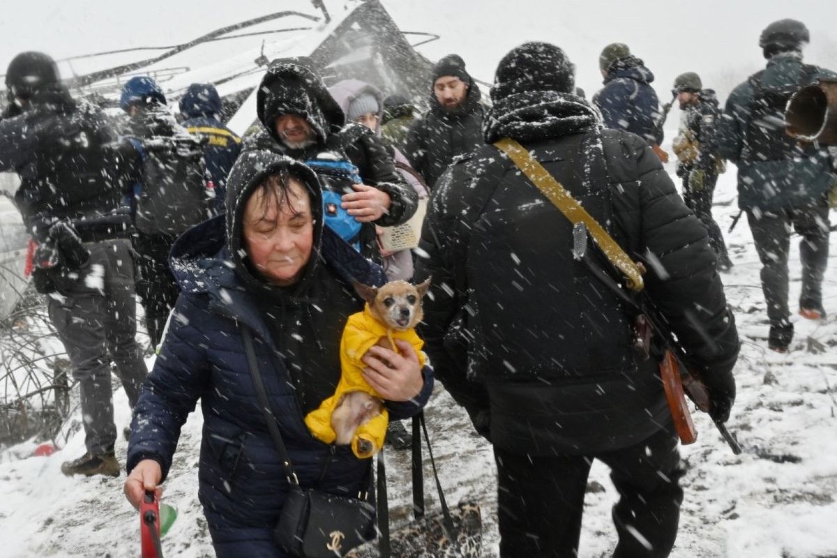  Chiến dịch quân sự đặc biệt của Nga tại Ukraine đã bước sang ngày thứ 13. Vào chiều ngày hôm qua 8/3, Tổng thống Zelensky đã có bài phát biểu chưa từng có trước các nghị sĩ Anh, tuyên bố "Chúng tôi sẽ không bỏ cuộc, chúng tôi sẽ không thất bại".