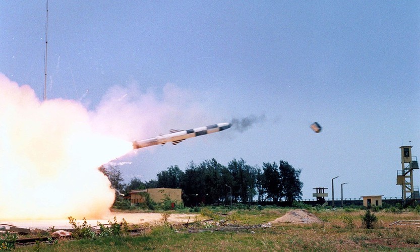 Tên lửa BrahMos được Ấn Độ và Nga hợp tác nghiên cứu phát triển, tới nay, đã có ít nhất 3 phiên bản khác nhau của loại tên lửa này được Ấn Độ công bố.